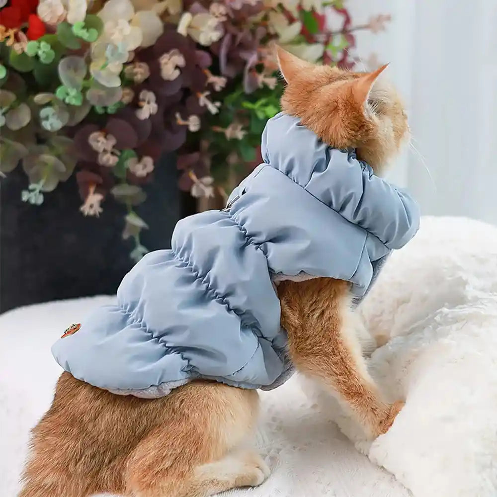 Soft Warm Dog Clothes: The Perfect Winter Jacket for Your Furry Friend!