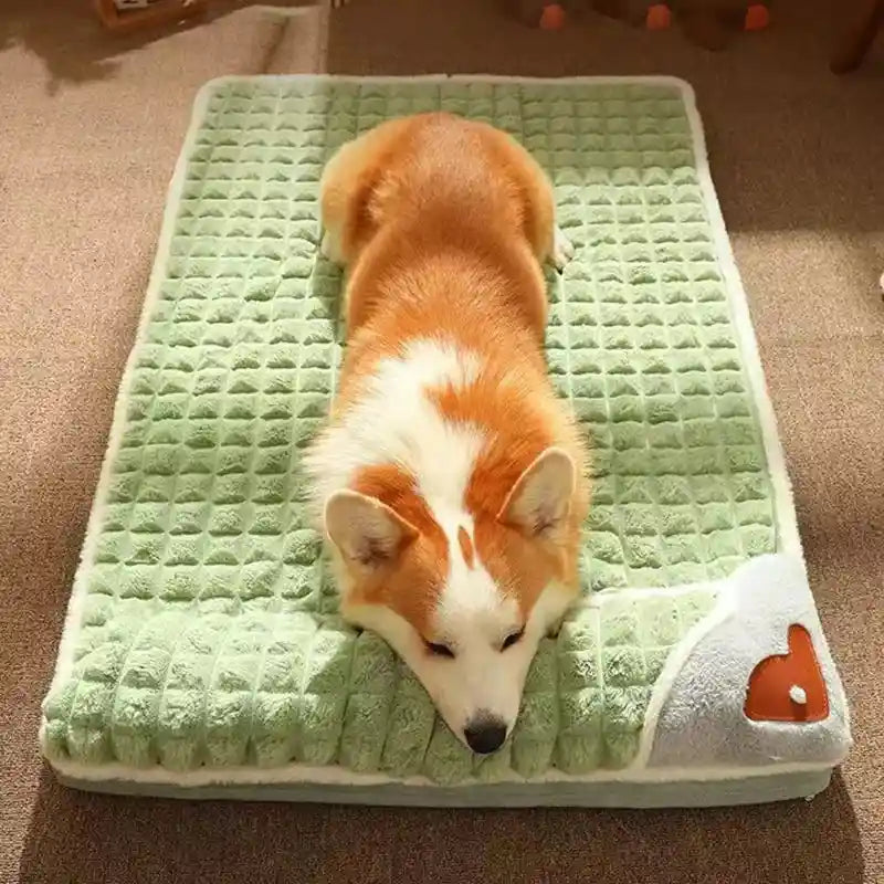 Winter Warm Dog Mat: Luxury Comfort for Your Furry Friend!