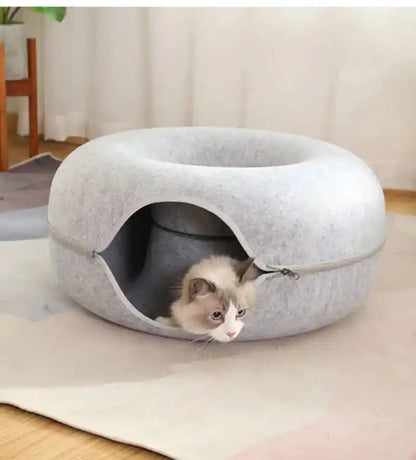 Donut Cat Bed for Two: The Ultimate Cozy Retreat!